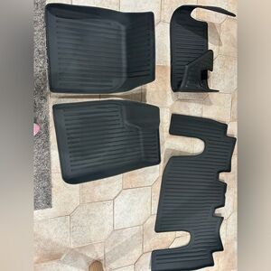 Wennebird all weather slip proof mats for 2021-2023 Tesla model x floor liners